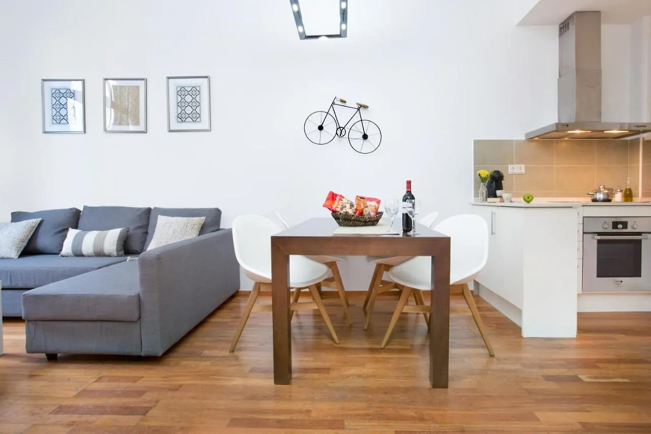 Stay U-Nique Apartments Balmes Barcelona